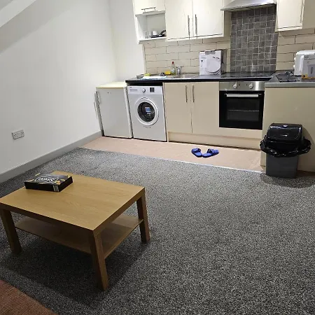 One Bedroom Apartment *